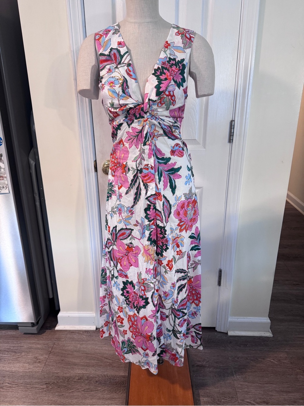 MISA Los Angeles Casablanca Floral Twist Front Midi Dress NWT XS Resort vacation